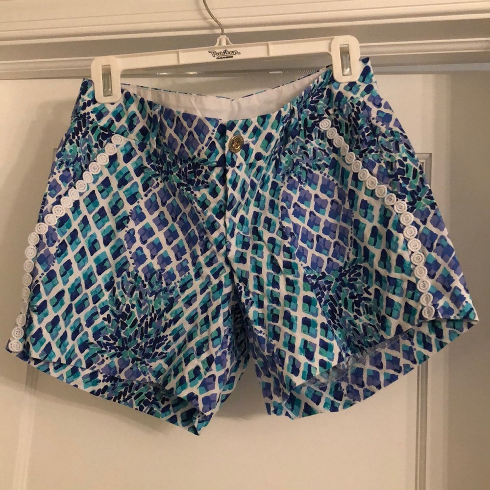 Lilly Pulitzer Callahan shorts size 4